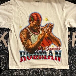 PacSun White Graphic T-Shirt with Colorful Print